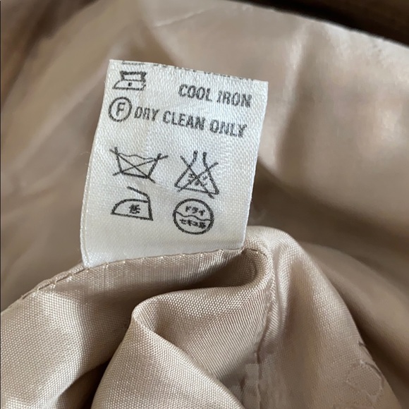 Vintage ESCADA silk skirt - Picture 6 of 9